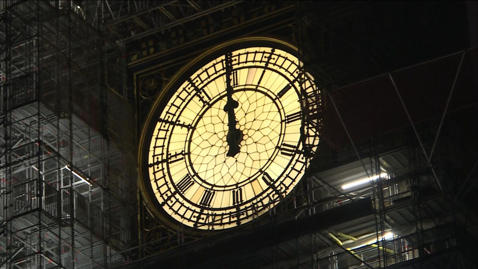 Big Ben back in action as clock strikes 12 UK News Sky News