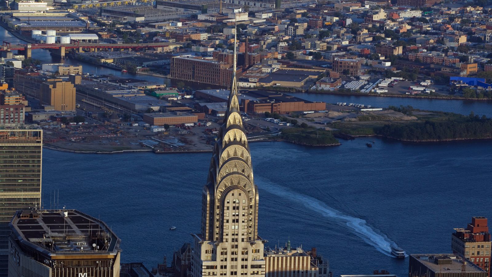 New York S Iconic Chrysler Building Is For Sale Without A Price Us News Sky News