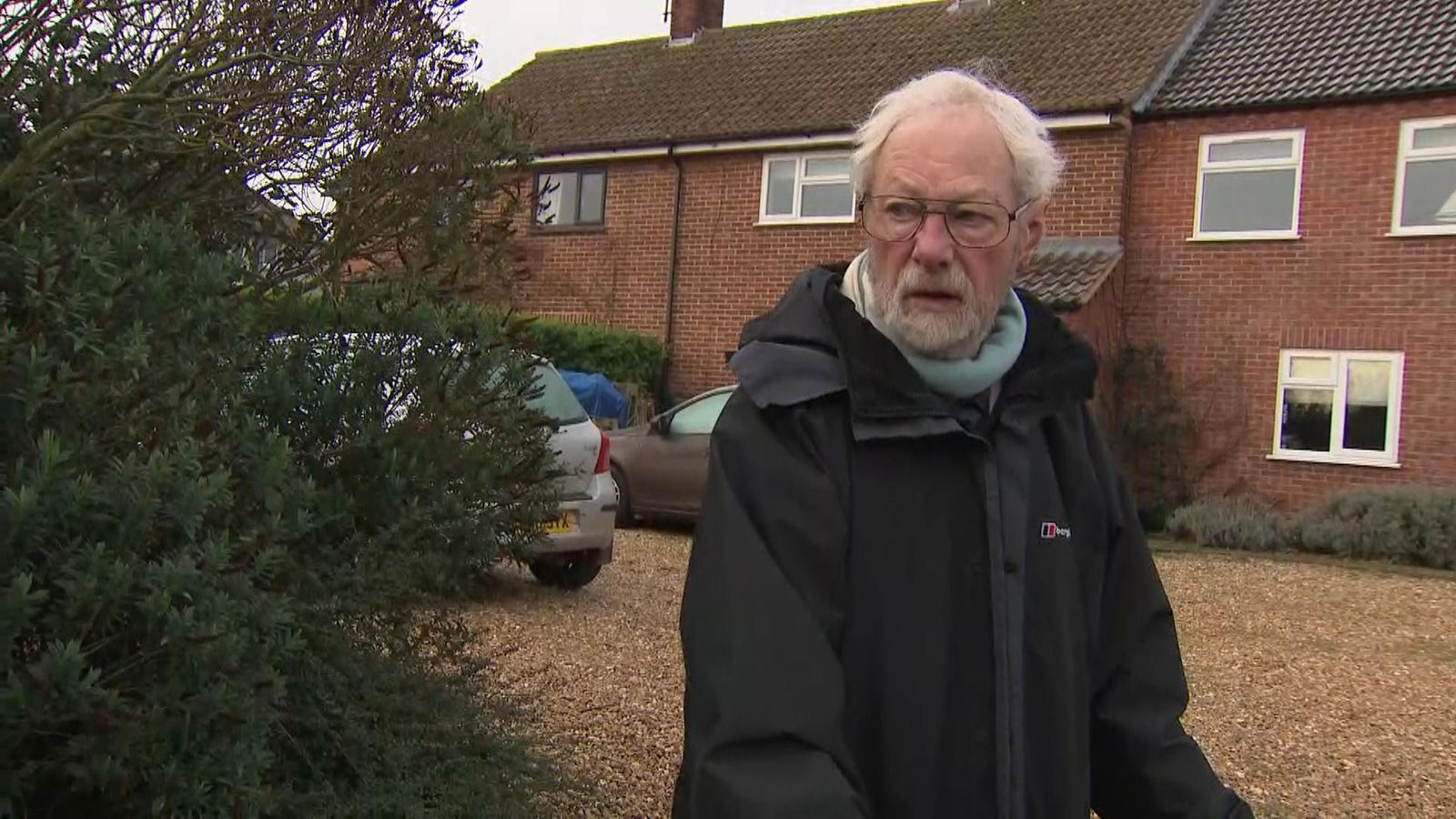 'I got Philip out of car wreckage' | UK News | Sky News