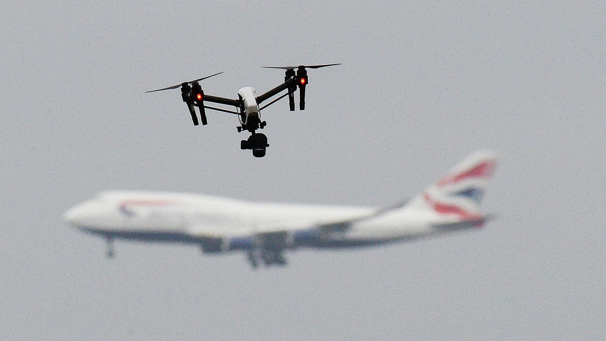 Drone 'within 20m' of jumbo jet flying into Heathrow as near misses are revealed | News | Sky News