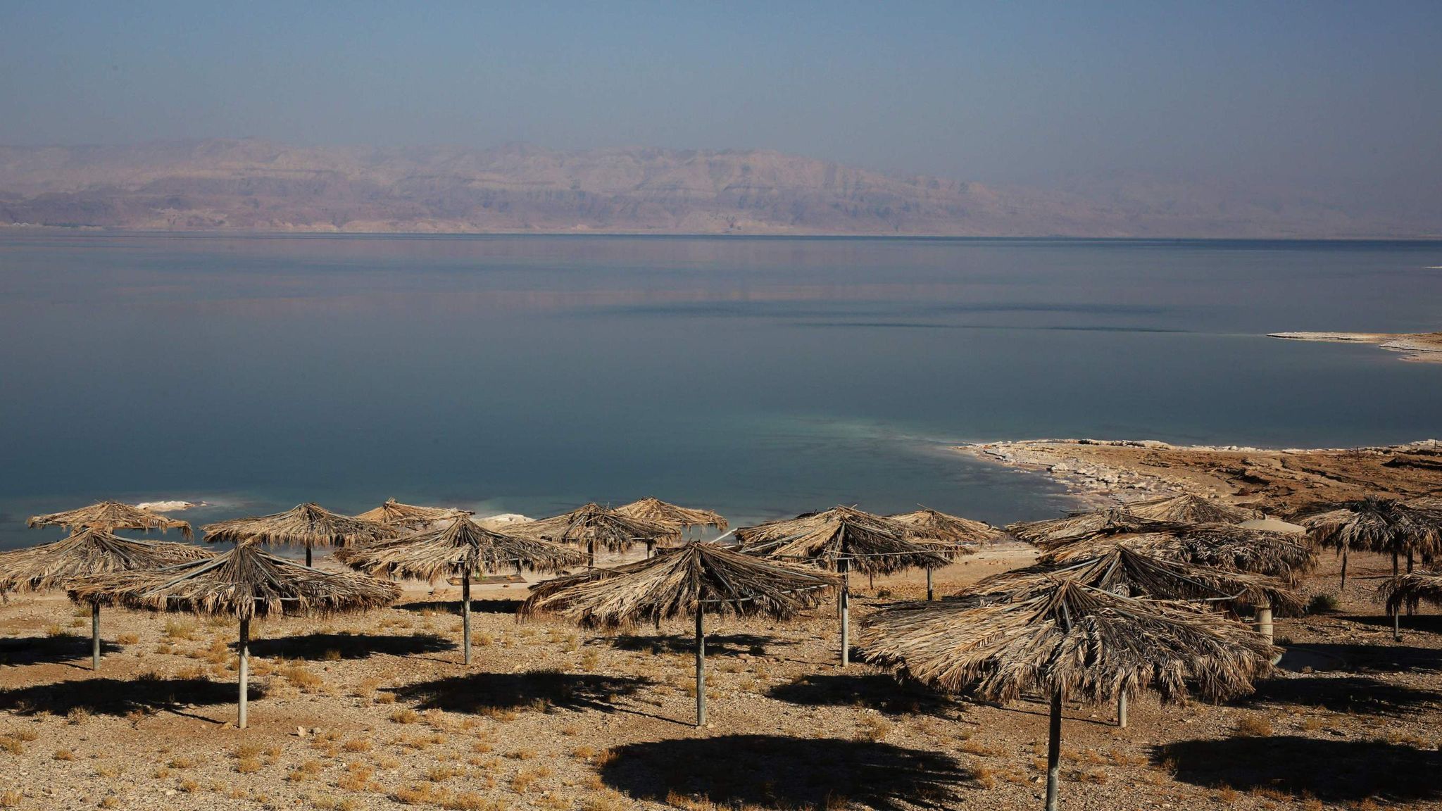 dead-sea-biblical-wonder-is-facing-environmental-disaster-in-slow