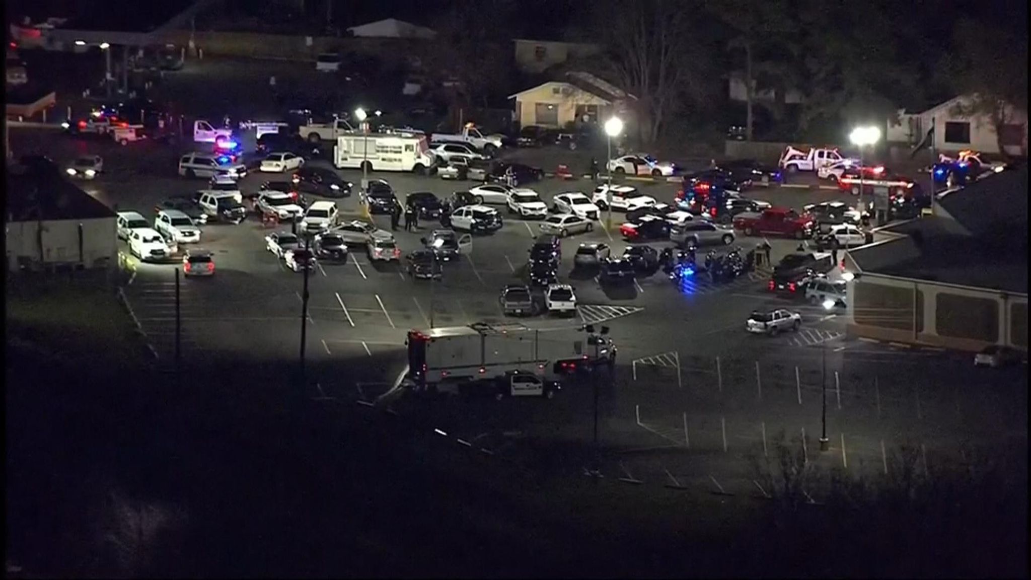 Texas shooting Five police officers in Houston injured following