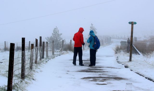 UK weather forecast: Cold snap to last 'well into February' with temperatures plunging to -10C UK weather forecast: Cold snap to last 'well into February' with temperatures plunging to -10C