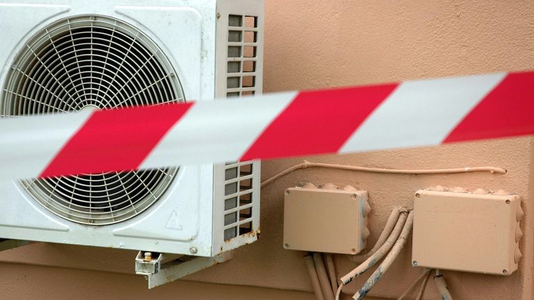 Gouvia, GREECE: A detail of the air-conditioning system in the bungalow of the Corcyra hotel where the two British children were found dead Thursday, on 28 October 2006. A carbon monoxide leak has been blamed for the death of the children , a coroner said on Saturday. Local authorities said the owners and management of the Louis Corcyra Beach hotel faced charges of criminal negligence after investigators found the bungalow&#39;s heating system had been improperly wired and maintained. AFP PHOTO /DIM