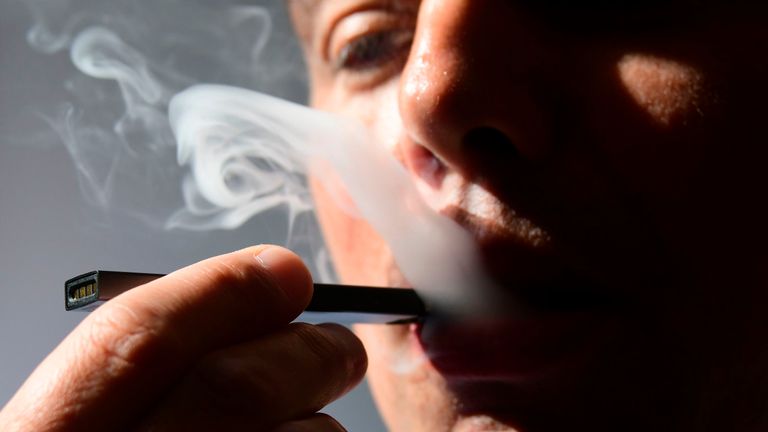 Smokers found it easier to quit tobacco using e-cigarettes