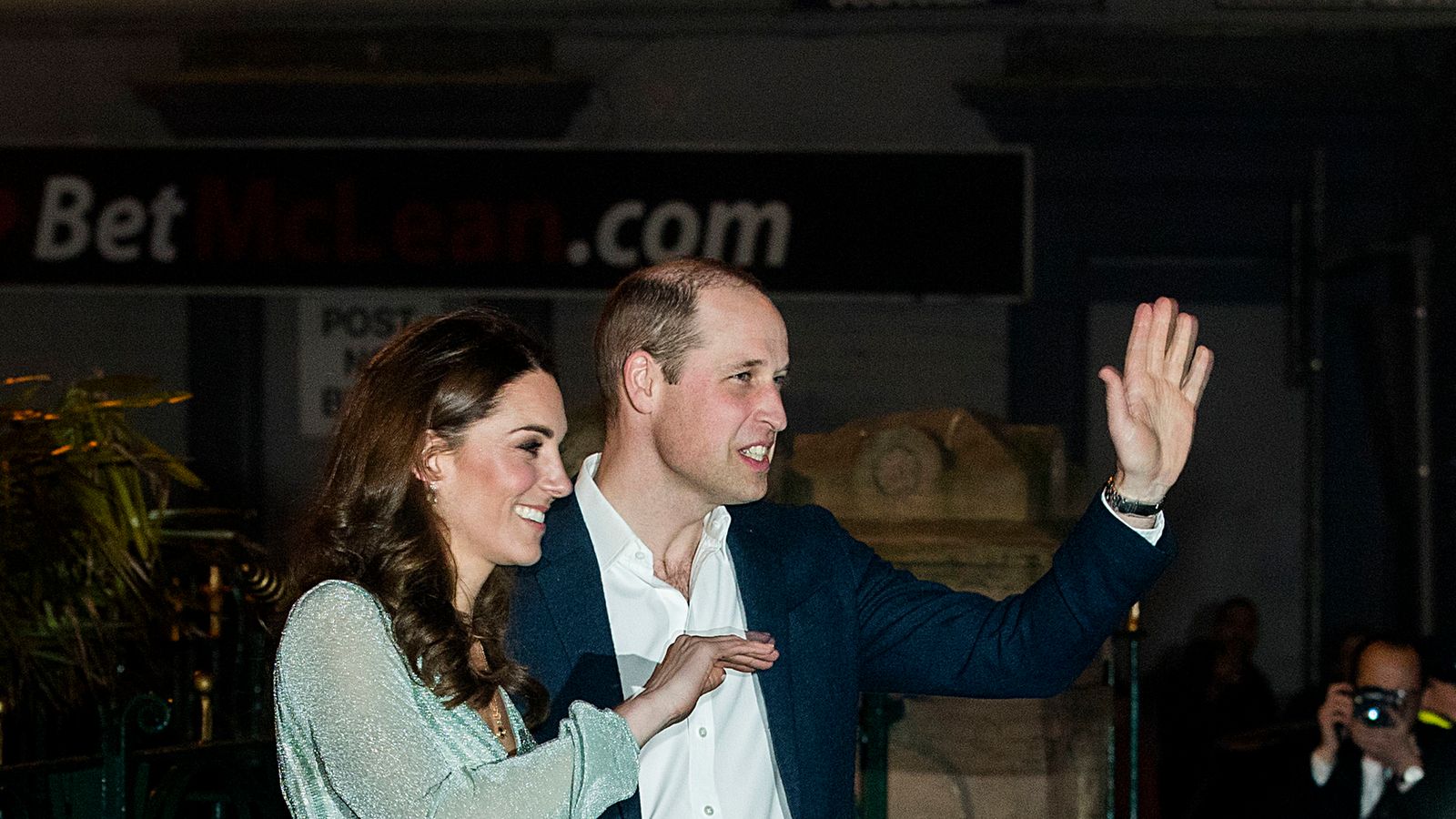 Prince William urges Britons to 'work for the common good' a month(02)