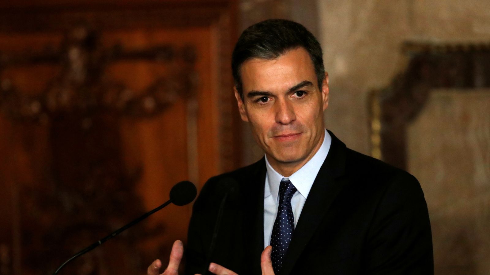 Spanish PM Pedro Sanchez calls snap election after budget ...