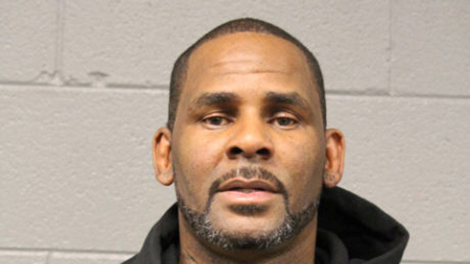 Bail Set At 1m For R Kelly Who Faces Sex Abuse Charges Us News Sky