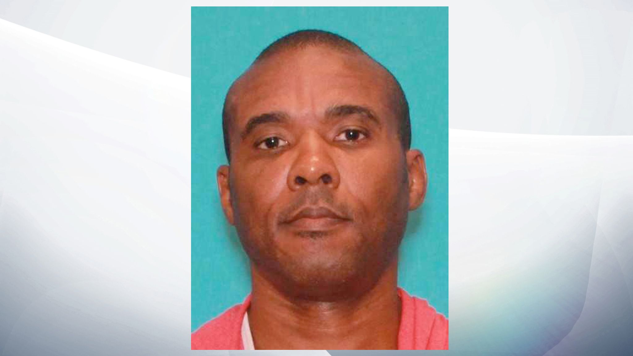 MMA fighter suspected of murders arrested after escaping prison van