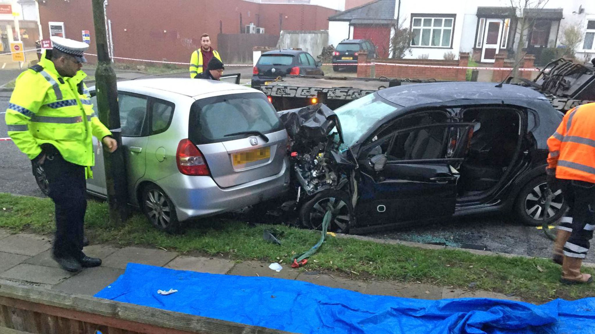 Eltham crash Man and woman in their 70s die after van in police chase