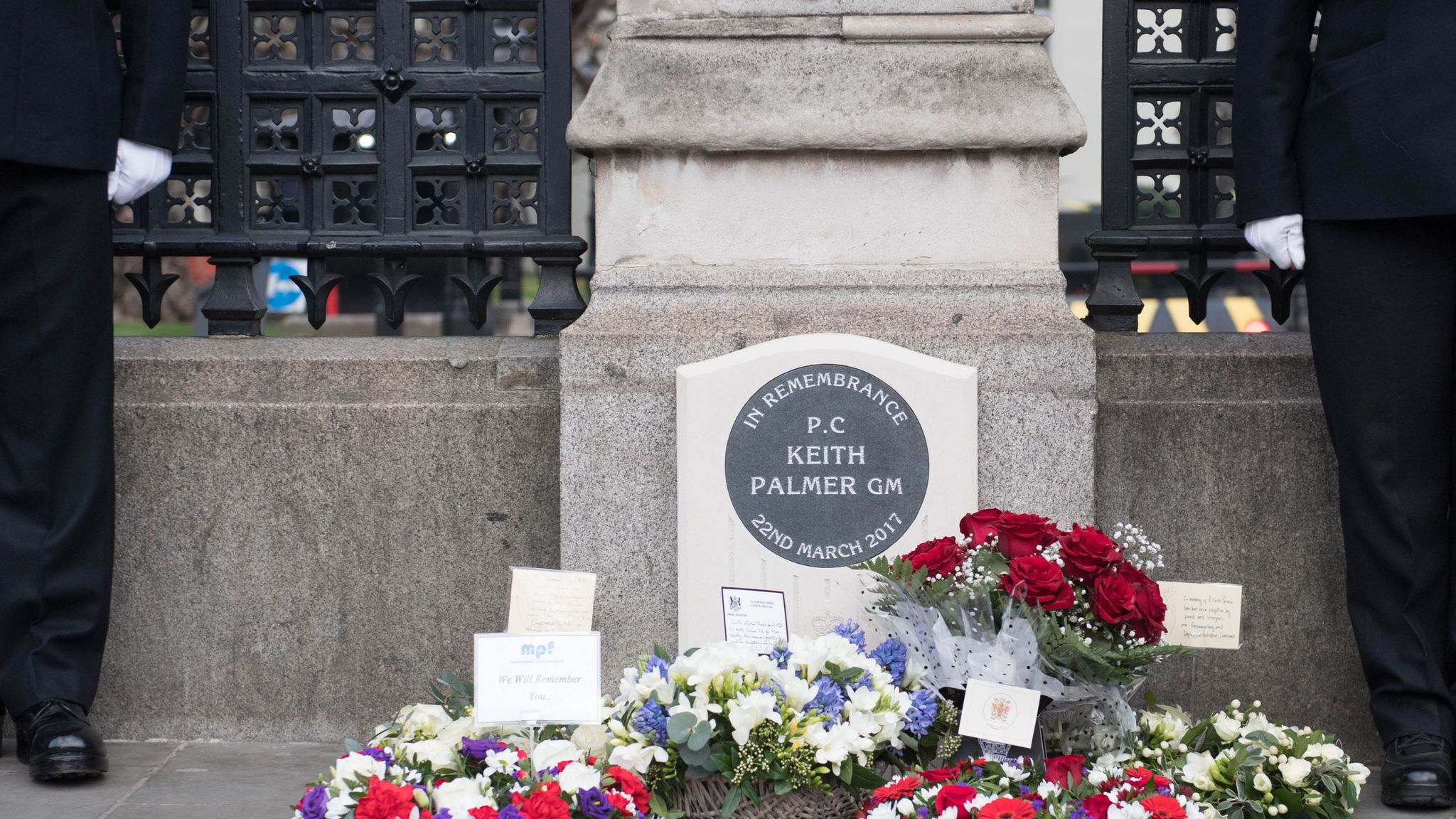 Memorial unveiled for 'true hero' PC Keith Palmer who died in ...