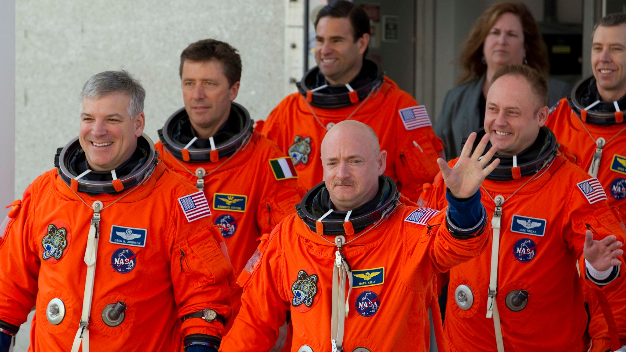 Gabby Giffords' astronaut husband Mark Kelly to run for US Senate eight ...