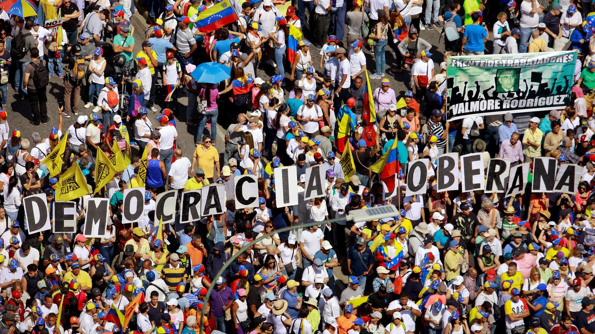 Venezuelan General Defects As Mass Protest Against Nicolas Maduro ...