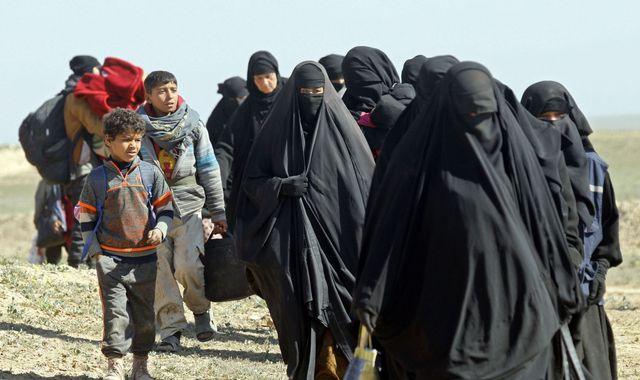 Militants using civilians as human shields delay capture of final IS enclave Baghuz Militants using civilians as human shields delay capture of final IS enclave Baghuz