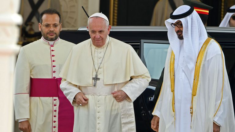 Pope Francis was welcomed by Abu Dhabi&#39;s Crown Prince Sheikh Mohammed bin Zayed Al Nahyan