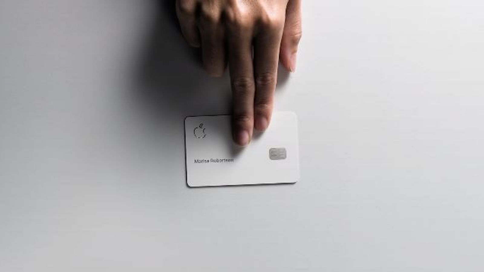 Apple aims to take a bite out of credit card market ...