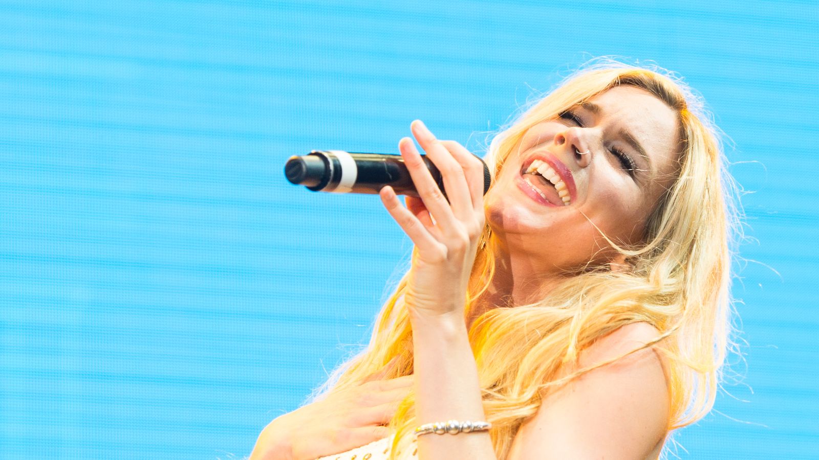 Joss Stone 'glad nothing bad happened' as she crosses into Syria for
