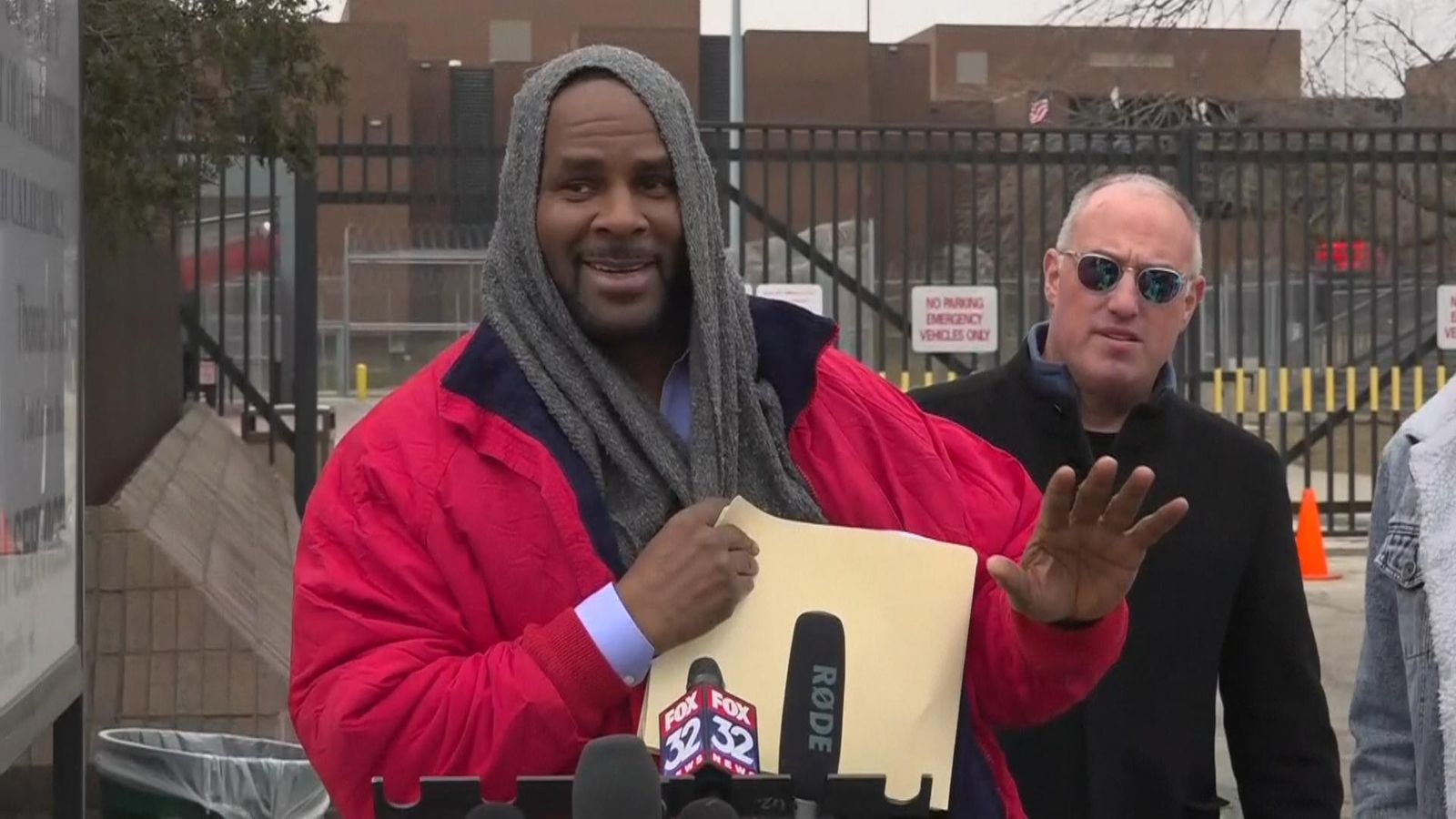 R Kelly Singer released from US jail after 'someone' pays 161,000