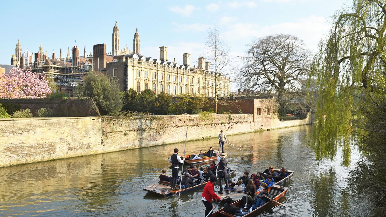 UK weather: Britain to bask in above average sunshine before cold spell