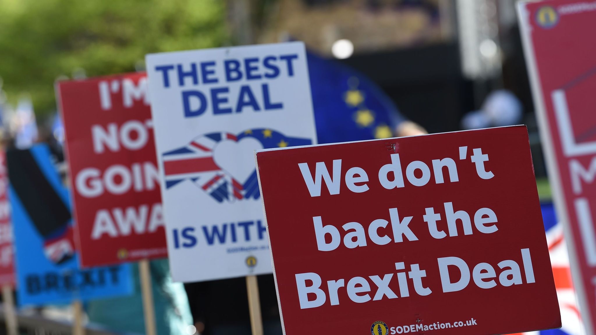 Brexit Deal: What's The Difference Between The Withdrawal Agreement And ...