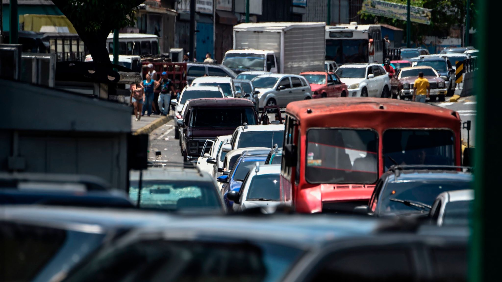 Venezuela Power Venezuela crisis: Rich and poor both suffer as Venezuela struggles ...
