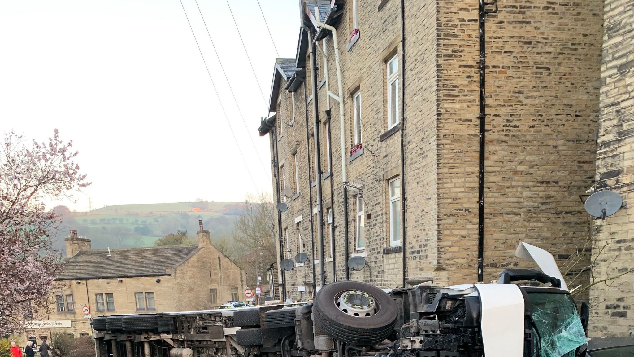 'Hero' rubbish truck driver narrowly avoids serious crash after brakes ...