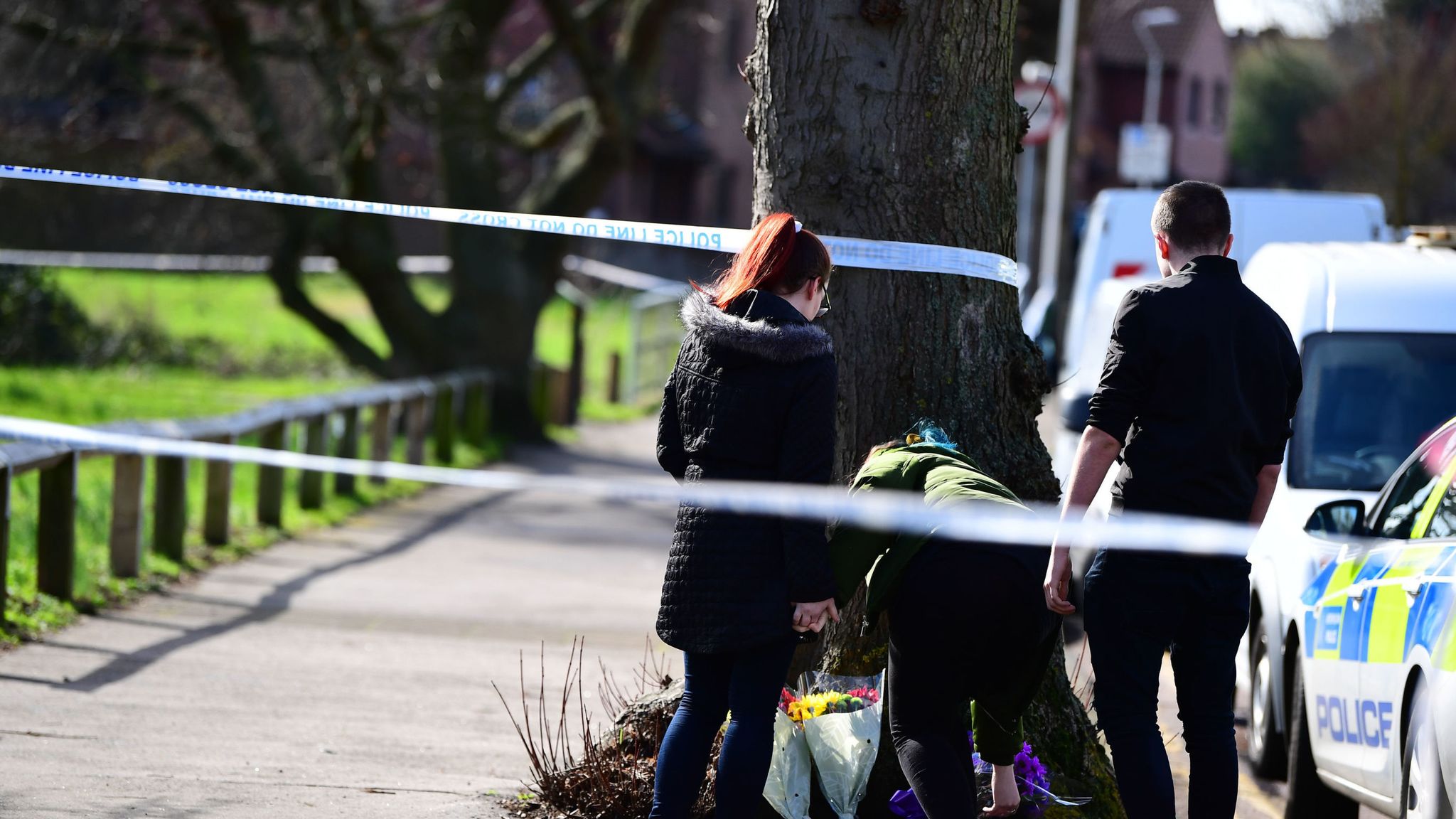 girl-17-stabbed-to-death-in-park-in-havering-east-london-uk-news