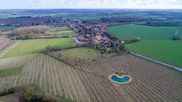 Ed Sheeran&#39;s new pond