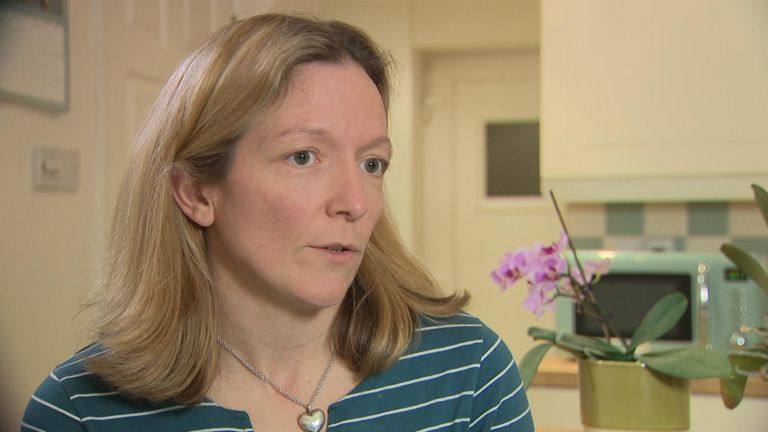 Lee Cowden suffered a massive heart attack after her dosage of ivf drugs was doubled