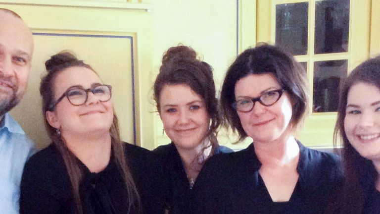  Izzy Squire (second left), Beth Anderson (centre) and Molly Anderson Dodd (right) with their parents Tracy Dodd and David Squire