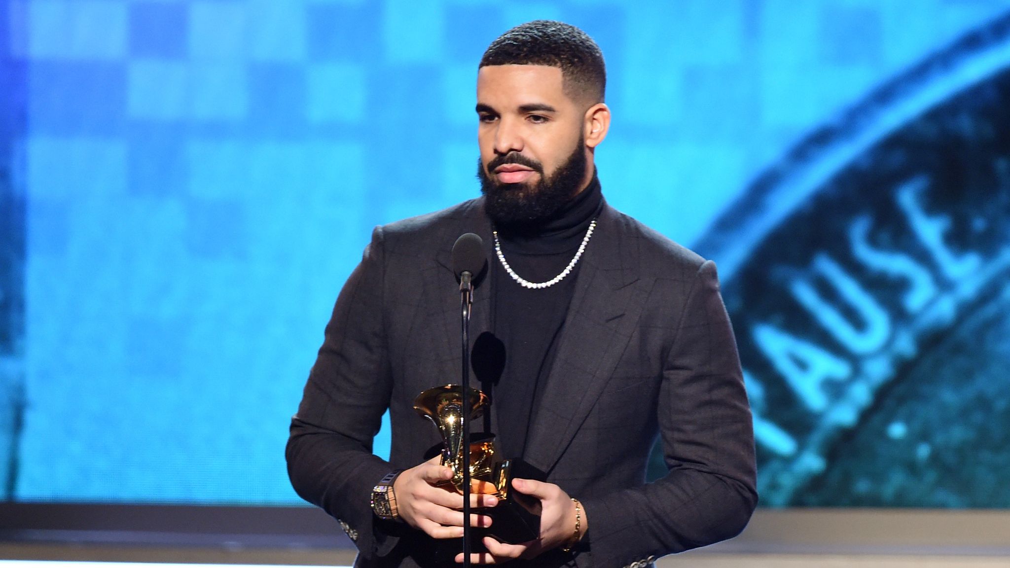Drake promises to clean his room in childhood note on sale for $7,500 |  Ents & Arts News | Sky News