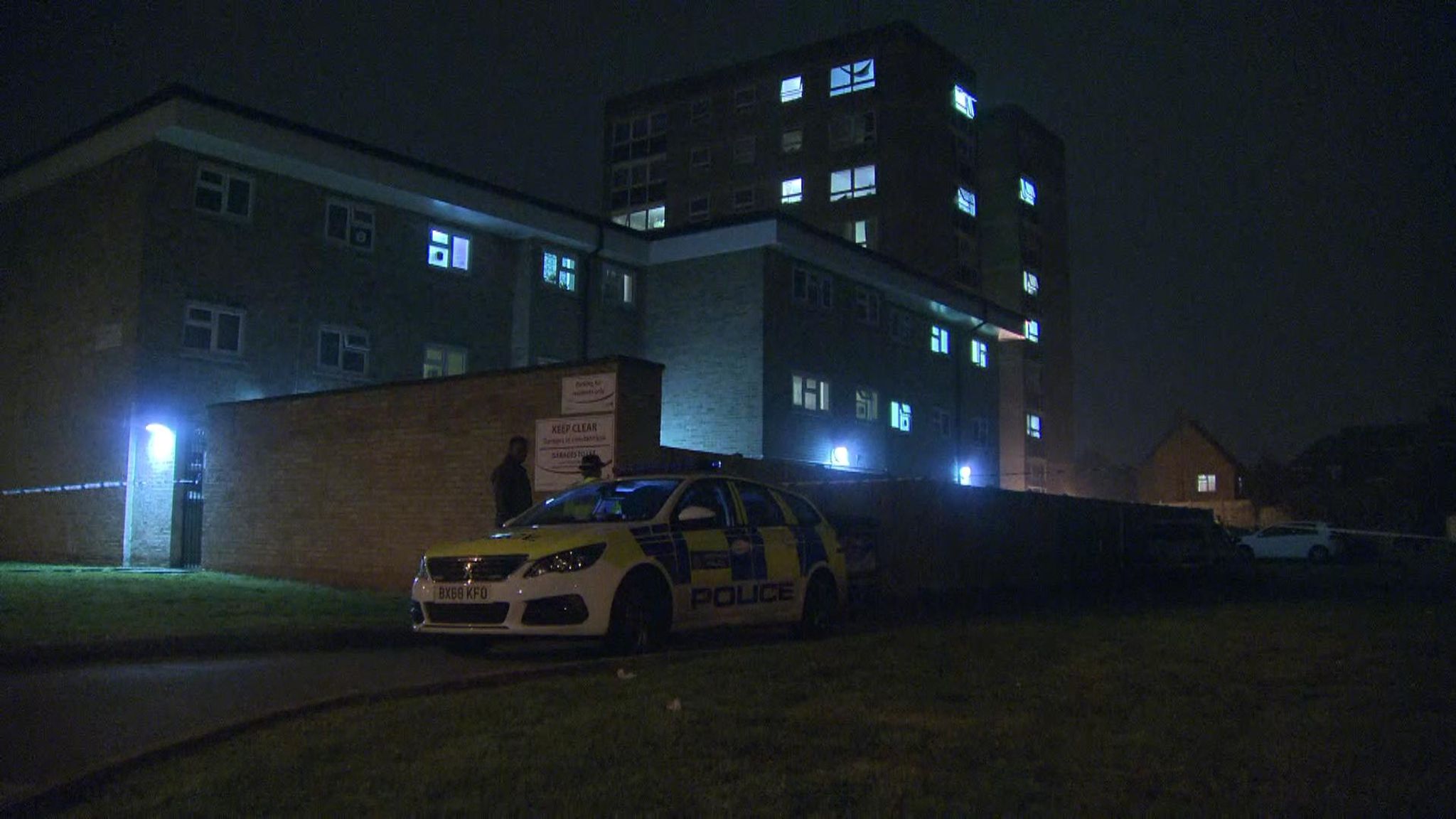Man arrested for murder after woman dies in north London street | UK ...
