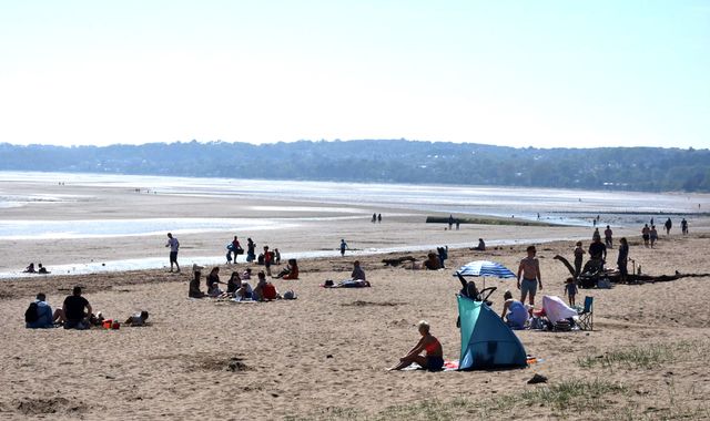 UK weather forecast: Enjoy record Easter because storms are on way next week UK weather forecast: Enjoy record Easter because storms are on way next week