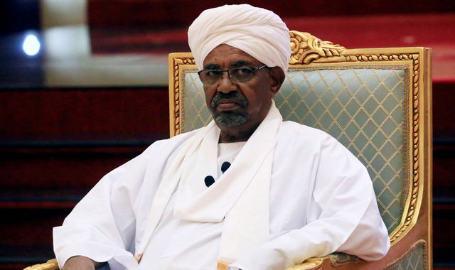 Omar al Bashir: Uganda may offer ousted Sudan leader refuge despite ICC warrant Omar al Bashir: Uganda may offer ousted Sudan leader refuge despite ICC warrant