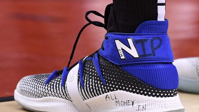 NBA star Kawhi Leonard put a message of remembrance for Nipsey Hussle on his shoes 
