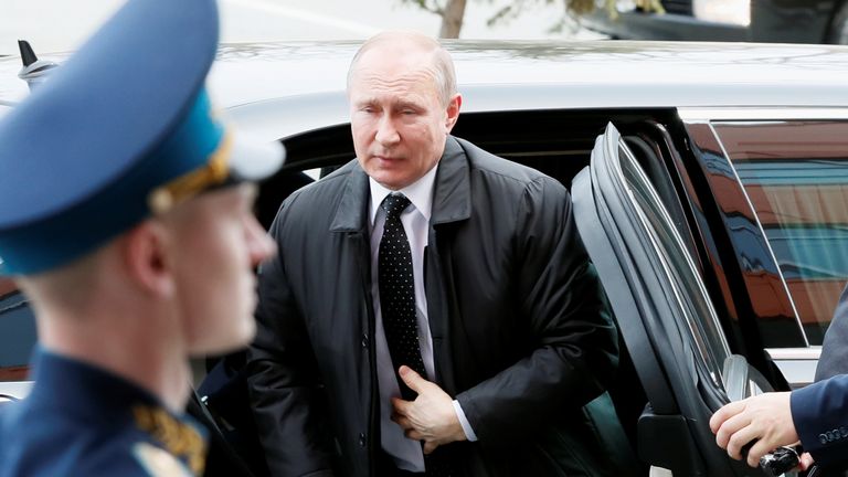Russia's President Vladimir Putin arrives to meet with North Korea leader Kim Jong Un at the Far Eastern Federal University campus at Russky Island in the far eastern city of Vladivostok, Russia April 25, 2019