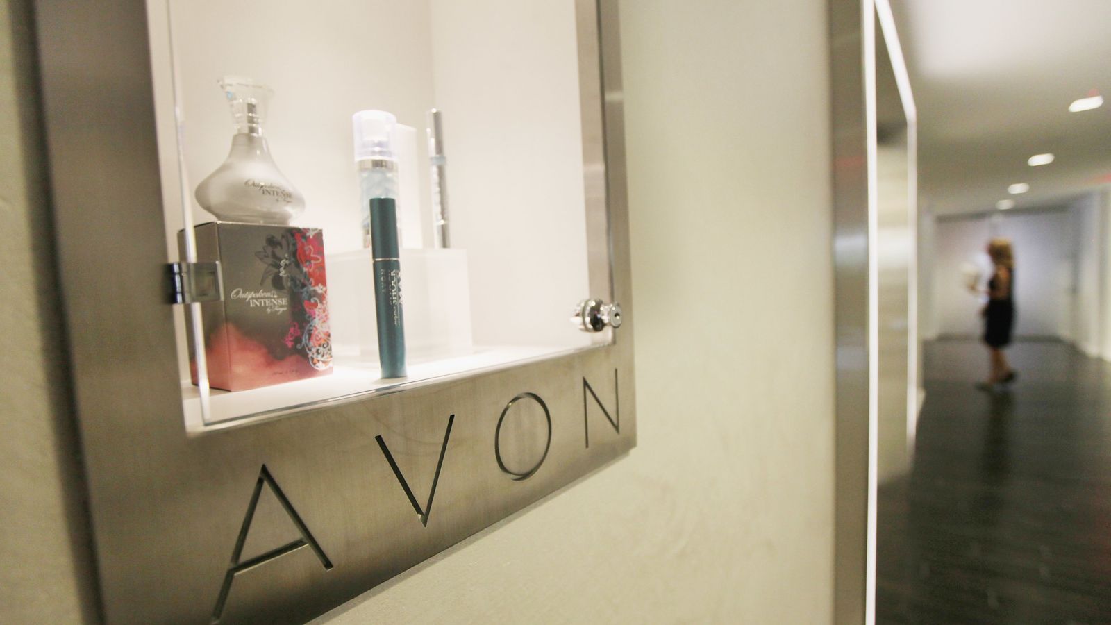 The Body Shop owner snaps up Avon in £1.6bn deal