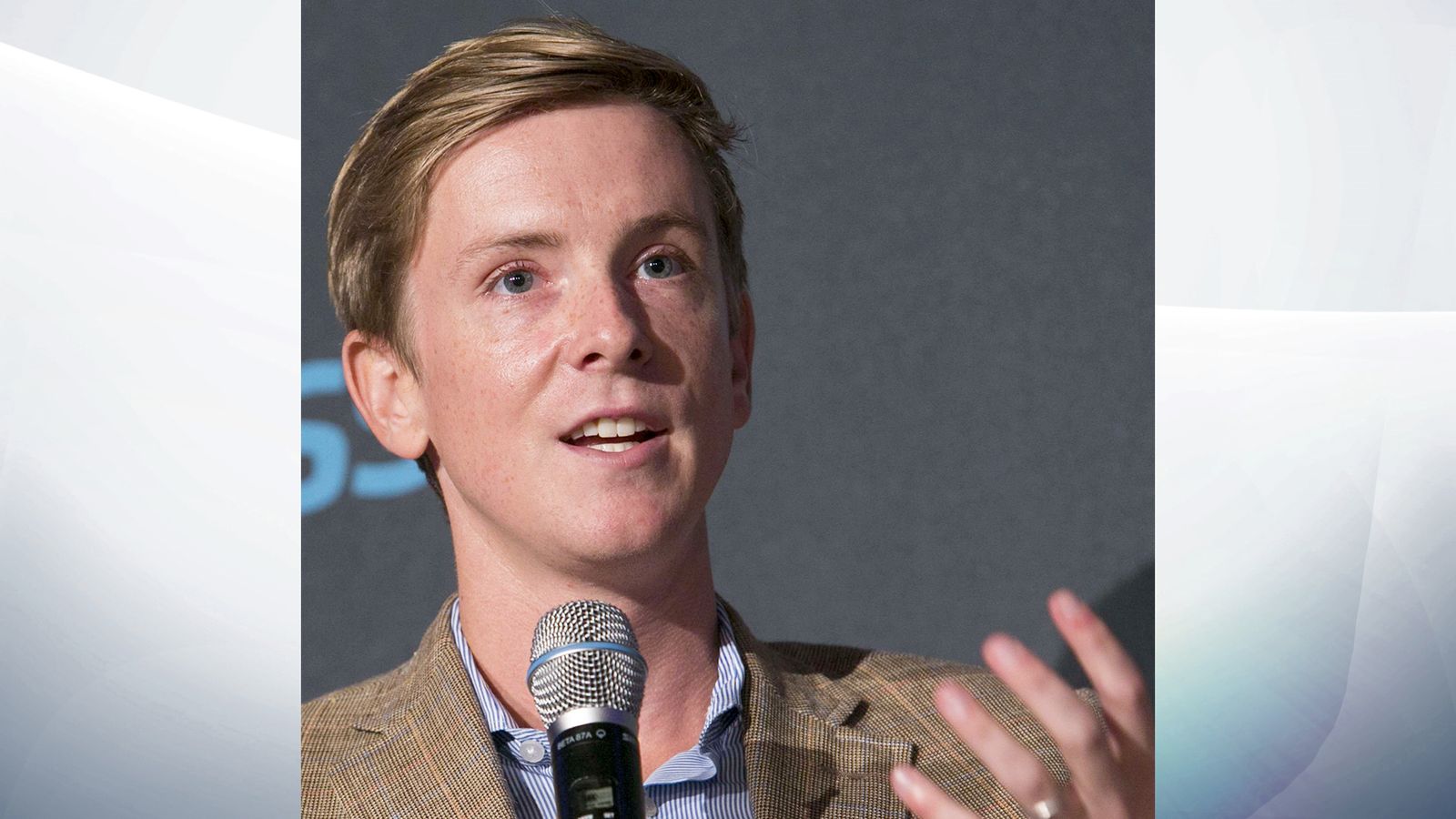 Facebook cofounder Chris Hughes calls for web giant to be broken up