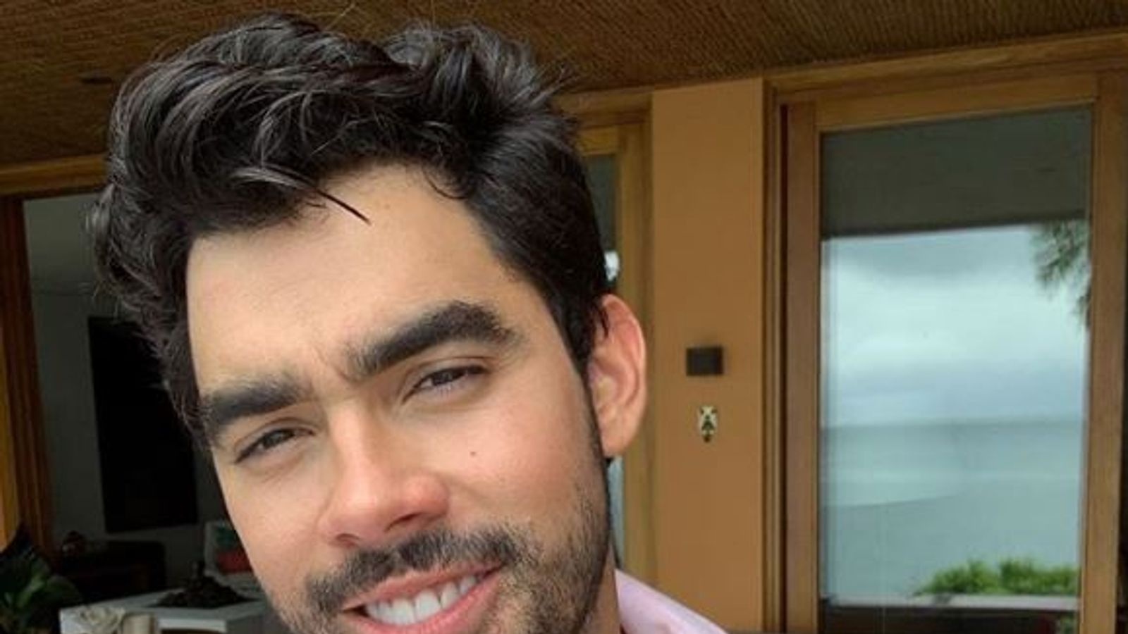 Brazilian pop star Gabriel Diniz dies aged 28 after plane crash World