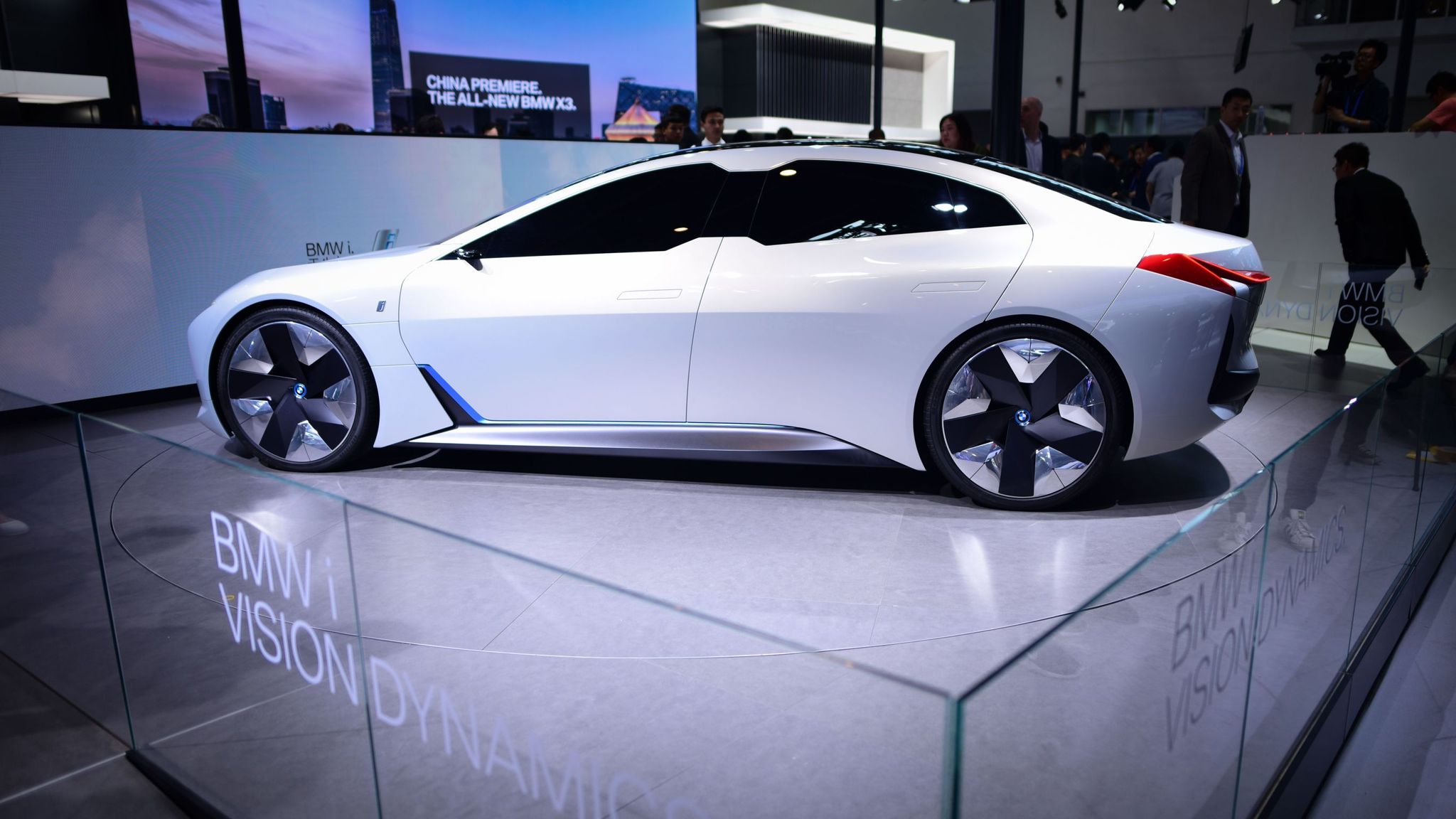 Bmw Profits Sink 78 Amid 1 4bn Provision For Eu Fine Business Bmw Profits Sink 78 Amid 1 4bn Provision For Eu Fine