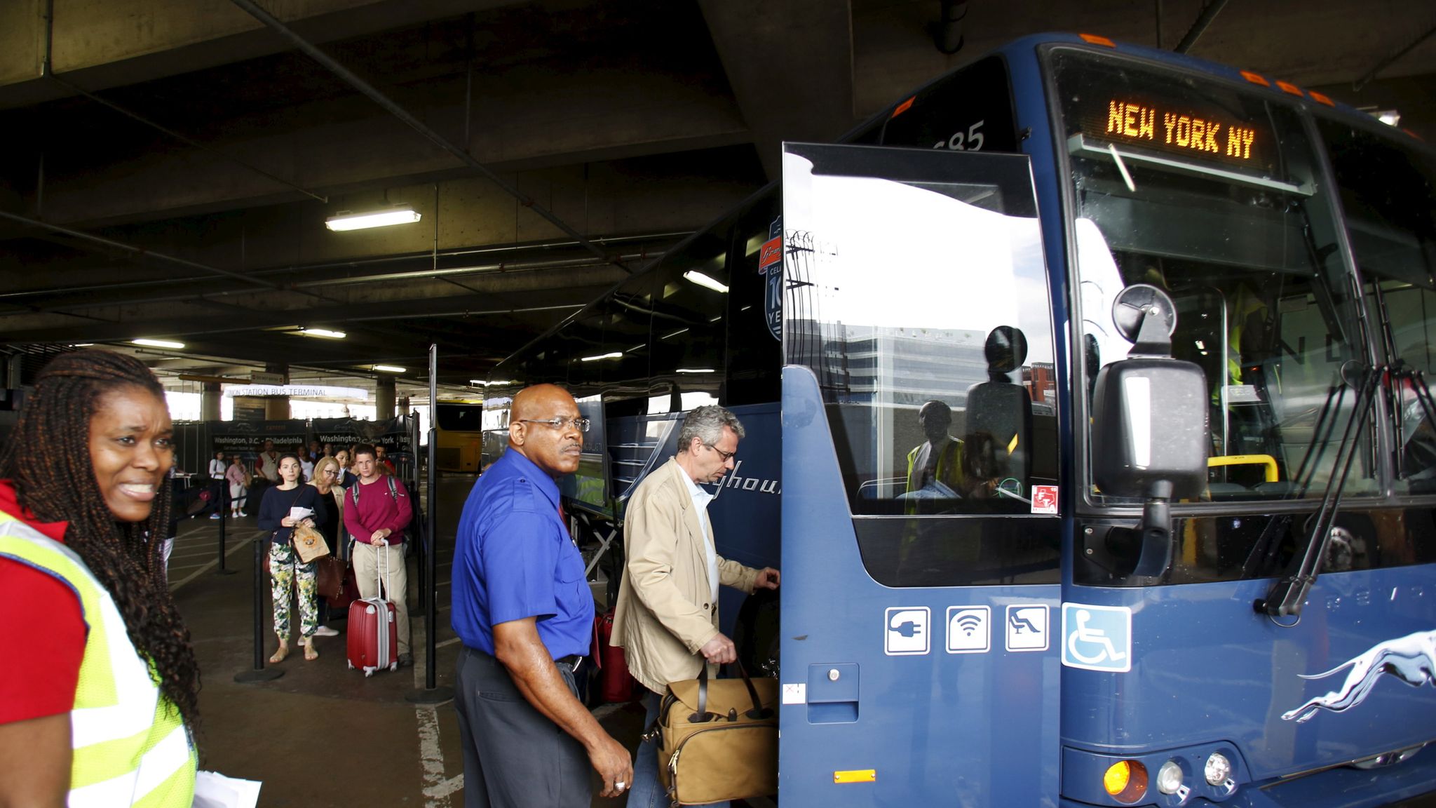 Firstgroup Announces Plans To Sell Greyhound 