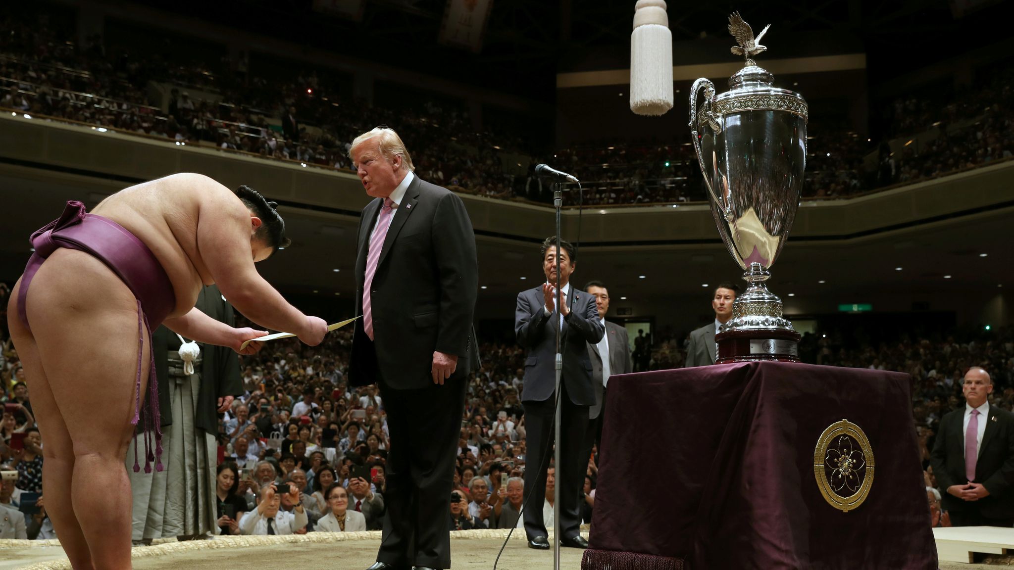 President Trump awards giant President's Cup trophy to sumo wrestling  champion - ABC News