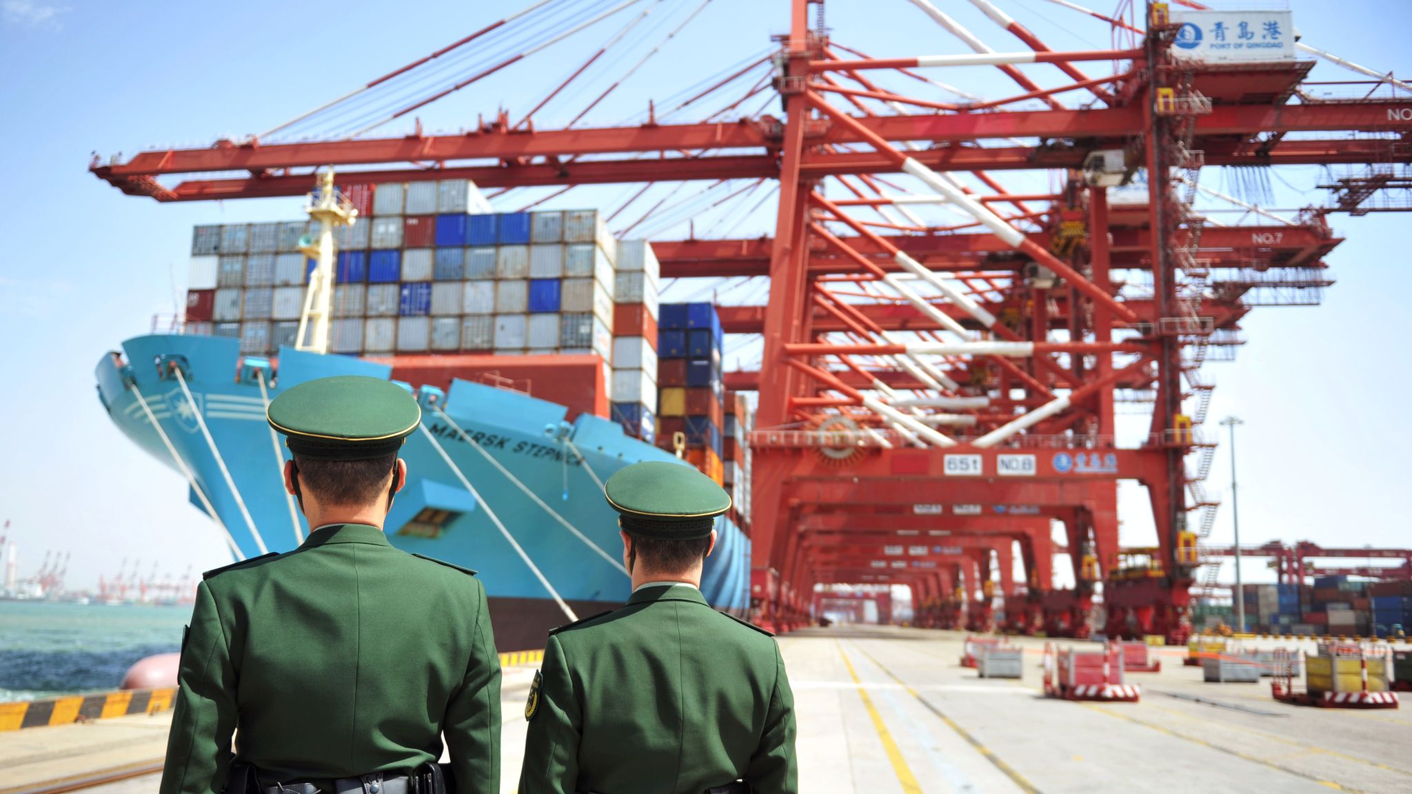 China hits back in trade war with tariffs on $60bn of US goods | Money ...