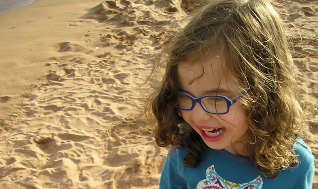 Elsa Salama: Judge asks police to look into conduct of missing girl's Egyptian father