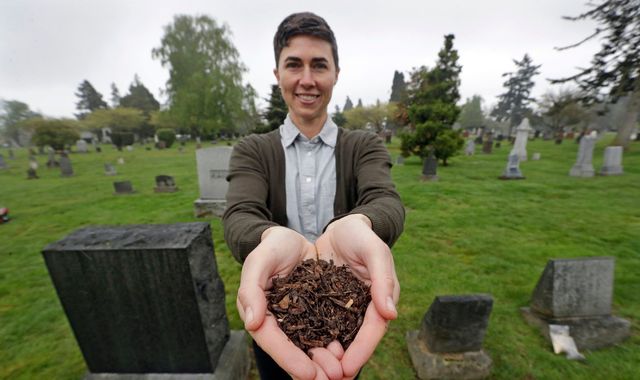 Human composting as an alternative to burial or cremation signed into law in Washington Human composting as an alternative to burial or cremation signed into law in Washington