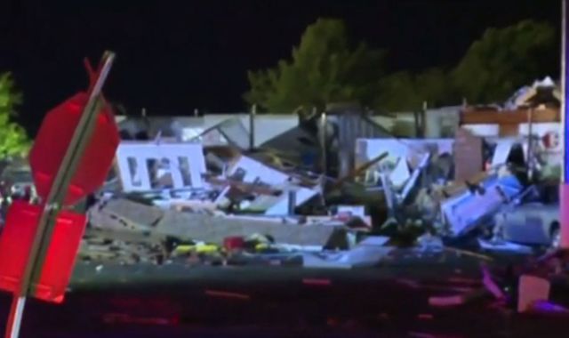 Oklahoma Tornado: Two dead after El Reno motel is destroyed