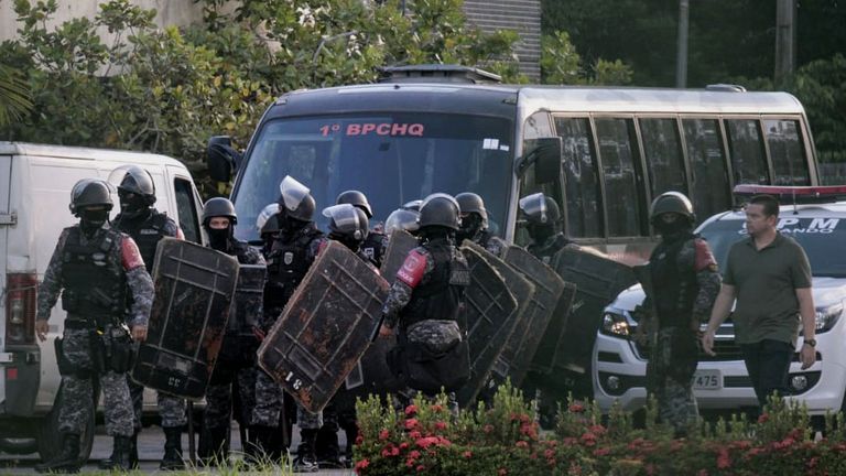 Brazil: Riot At Altamira Jail Leaves 57 Dead - 16 Decapitated | World ...