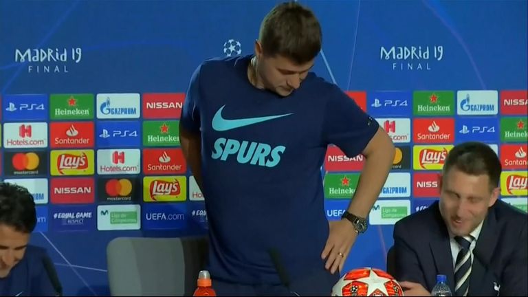 Tottenham manager Mauricio Pochettino asked about his weight in the Champions League final.