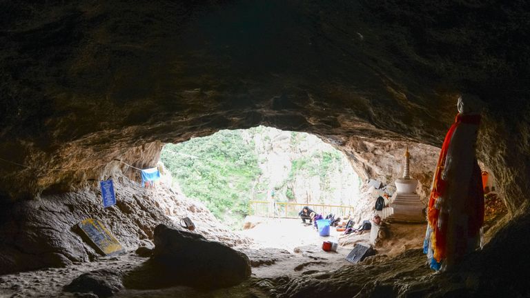 Baishiya Karst Cave on the Tibetan plateau where the Denisovan fossil jawbone found