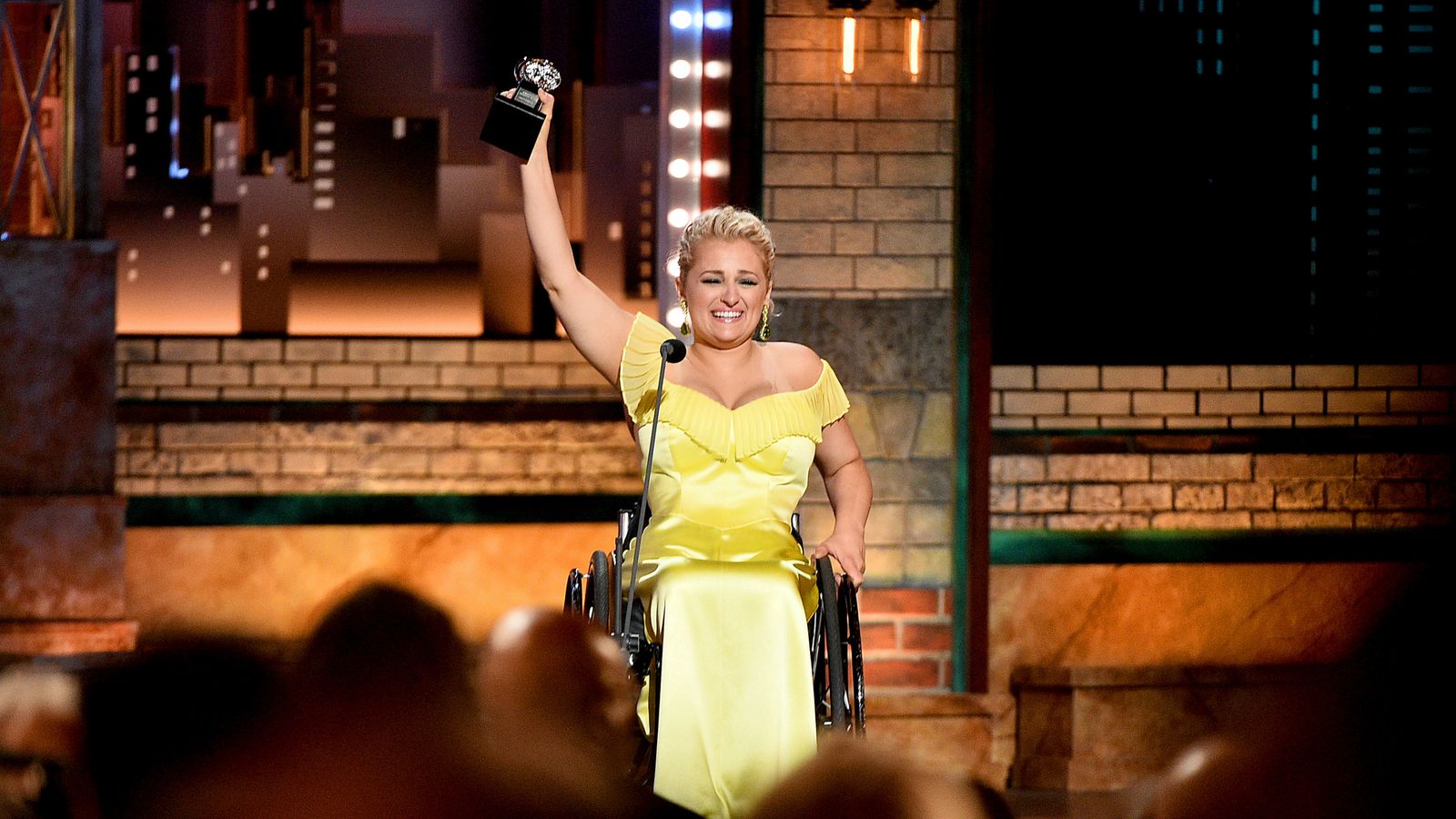 tony-awards-ali-stroker-makes-history-as-first-wheelchair-user-to-win